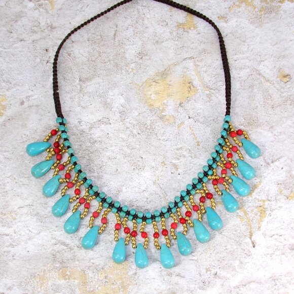 Turquoise fringe bead necklace with small teardrop shape stones and red stones - Picture 9 of 9